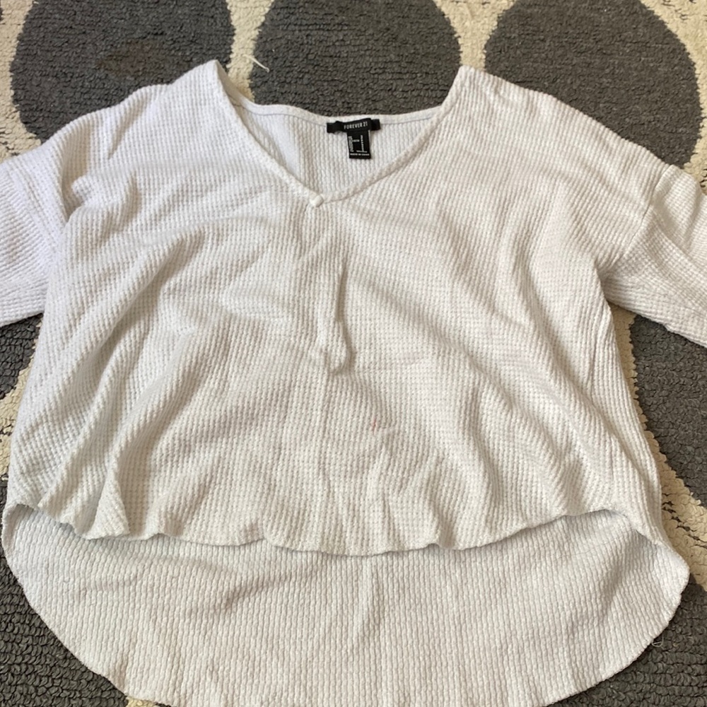 White forever 21 knitted long sleeve shirt